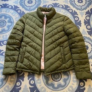 Gap puffer jacket